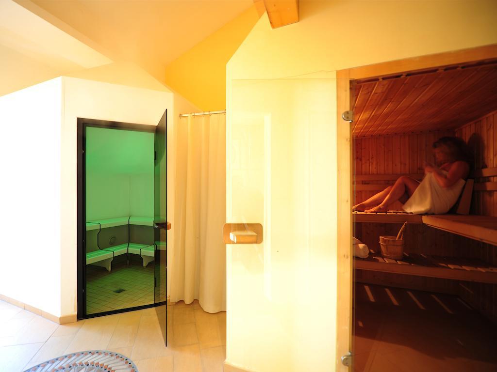 Hotel Traube Fliess Exterior foto